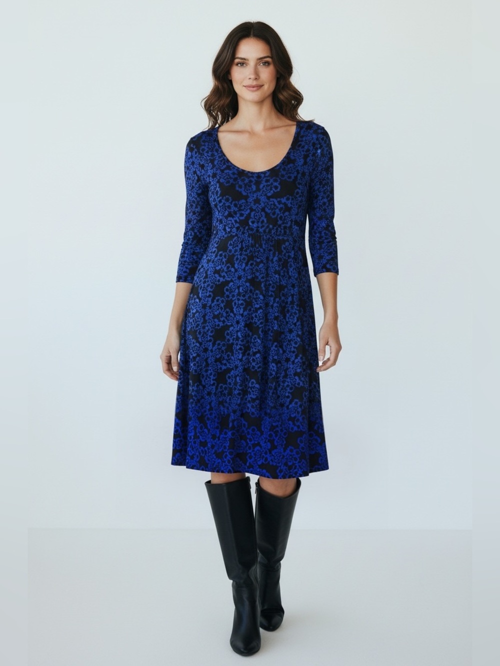 Madison NWOT Women’s Blue And Black 3/4 Length Sleeve Knee Length Dress SZ Med.